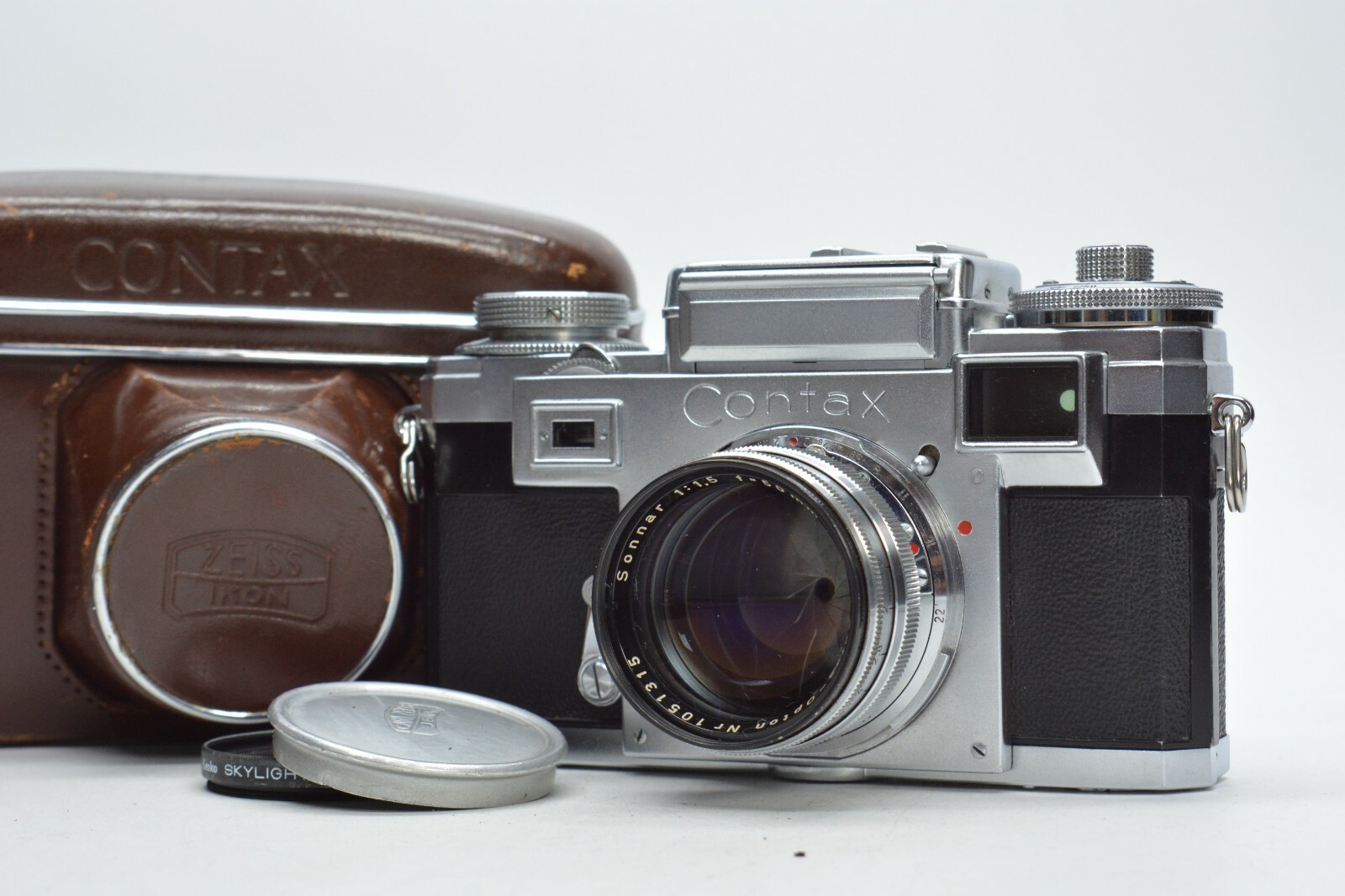 ZEISS IKON CONTAX Ⅲa Sonnar 50ｍｍ F1. MINT IN CASE] Zeiss Ikon Contax IIIa Film Camera w/ Sonnar