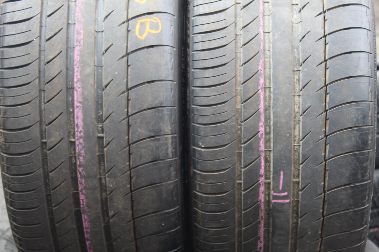 265 35 19 Michelin, Pilot Sport, N2, 94Y x2 A Pair 7.0mm (F1_tyres) FO/D L3616