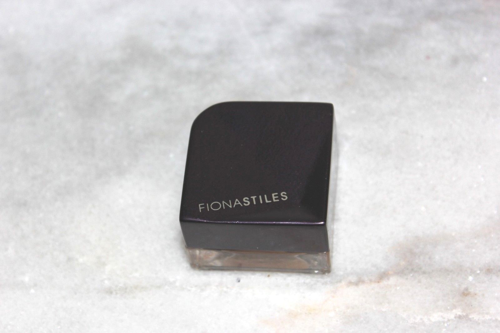 Fionastiles full cover perfect finish concealer color #06 NWOB 0.16 oz / 4.5g
