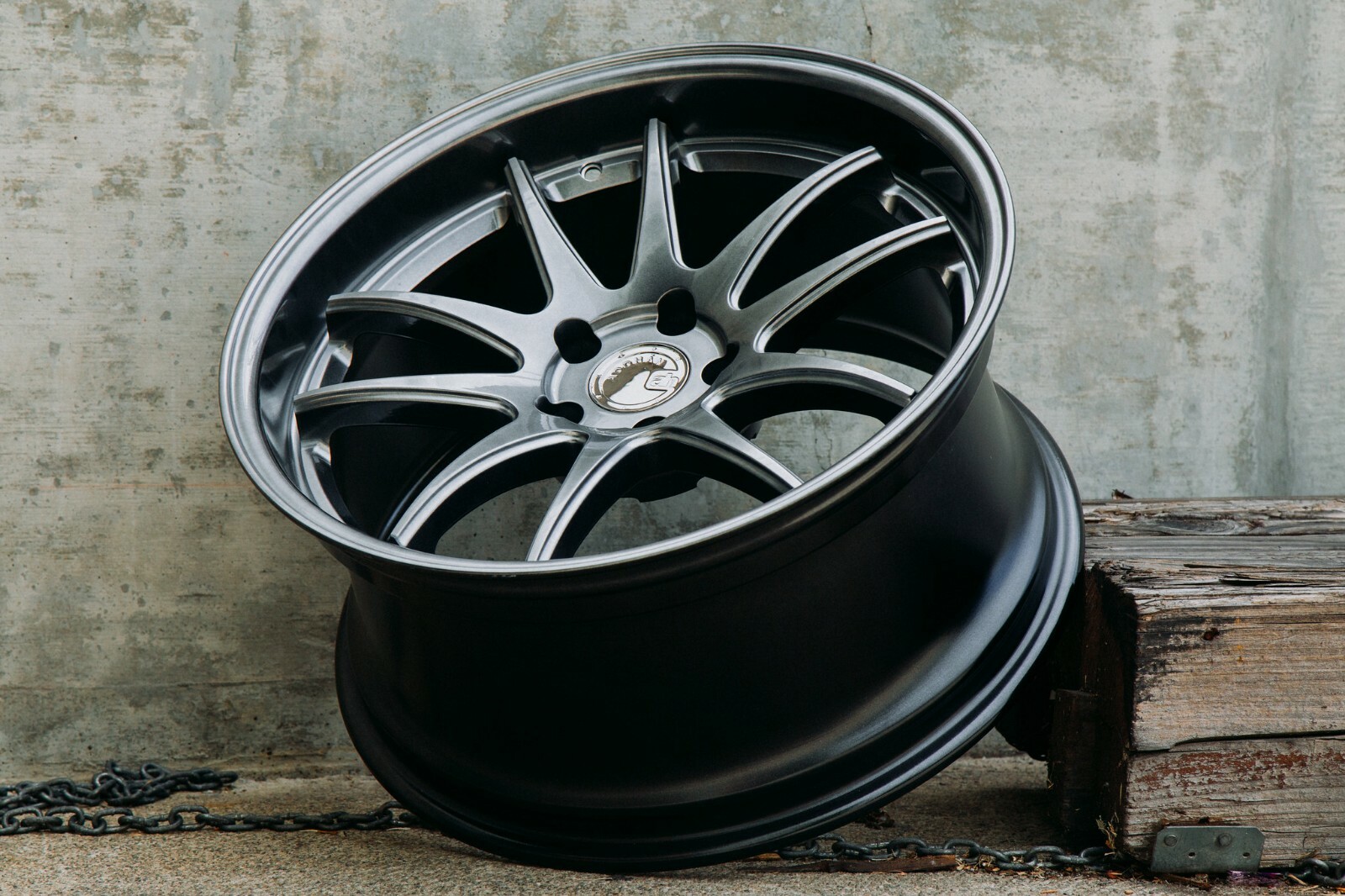 AodHan DS02 18x9.5 +22 18x10.5 +22 5x114.3 Hyper 黑色IS250