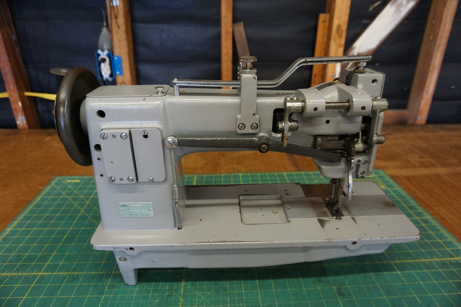 Adler 67 Double Needle Walking Foot/Compound Feed Industrial Sewing Machine