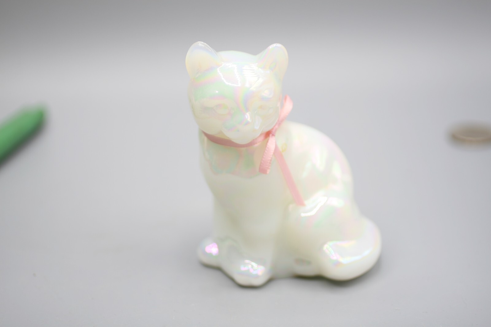 FENTON 花柄1989年製 猫 フェントン オパールガラス 置物 2姉妹 FENTON 花柄1989年製 猫 フェントン オパールガラス 置物 2姉妹