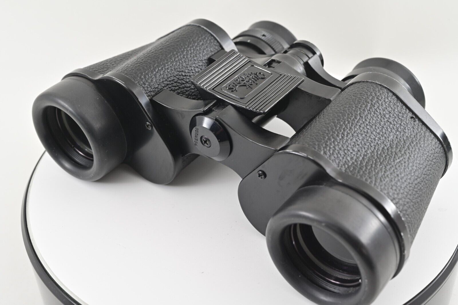 Binoculars Fokus 8x30 TYPE Z WIDE FIELD 8.5° 149M AT 1000M Binoculars Fokus 8x30 TYPE Z WIDE FIELD 8.5° 149M AT 1000M