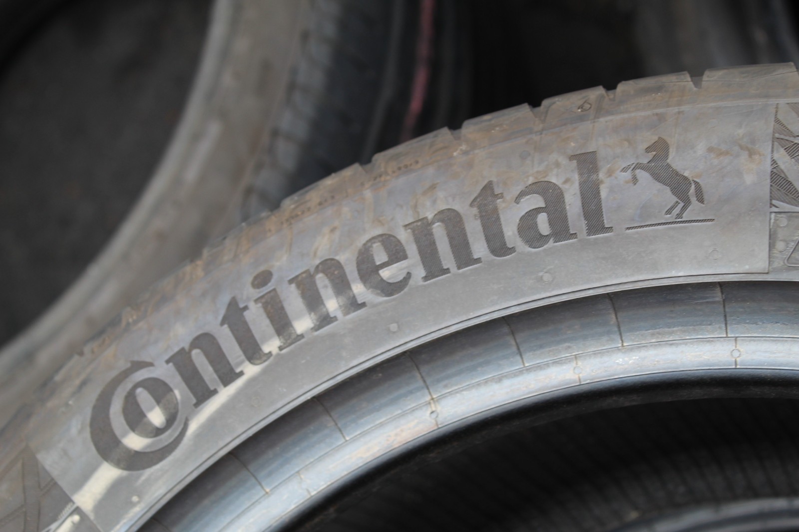 245 45 18 Continental, PC 7, XL, EV, 100Y, x2 A Pair 6.7mm (F1_tyres) L3632