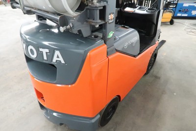 2015' Toyota 8FGCU15, 3,000# Cushion Tire Forklift, LPG Fuel, 3 Stage, SS, Scale