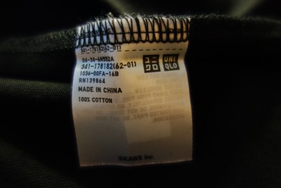 Pre-owned Uniqlo Kaws X  Ut 2016 Short Sleeve Graphic T-shirt "clean Slate" Black In Gray