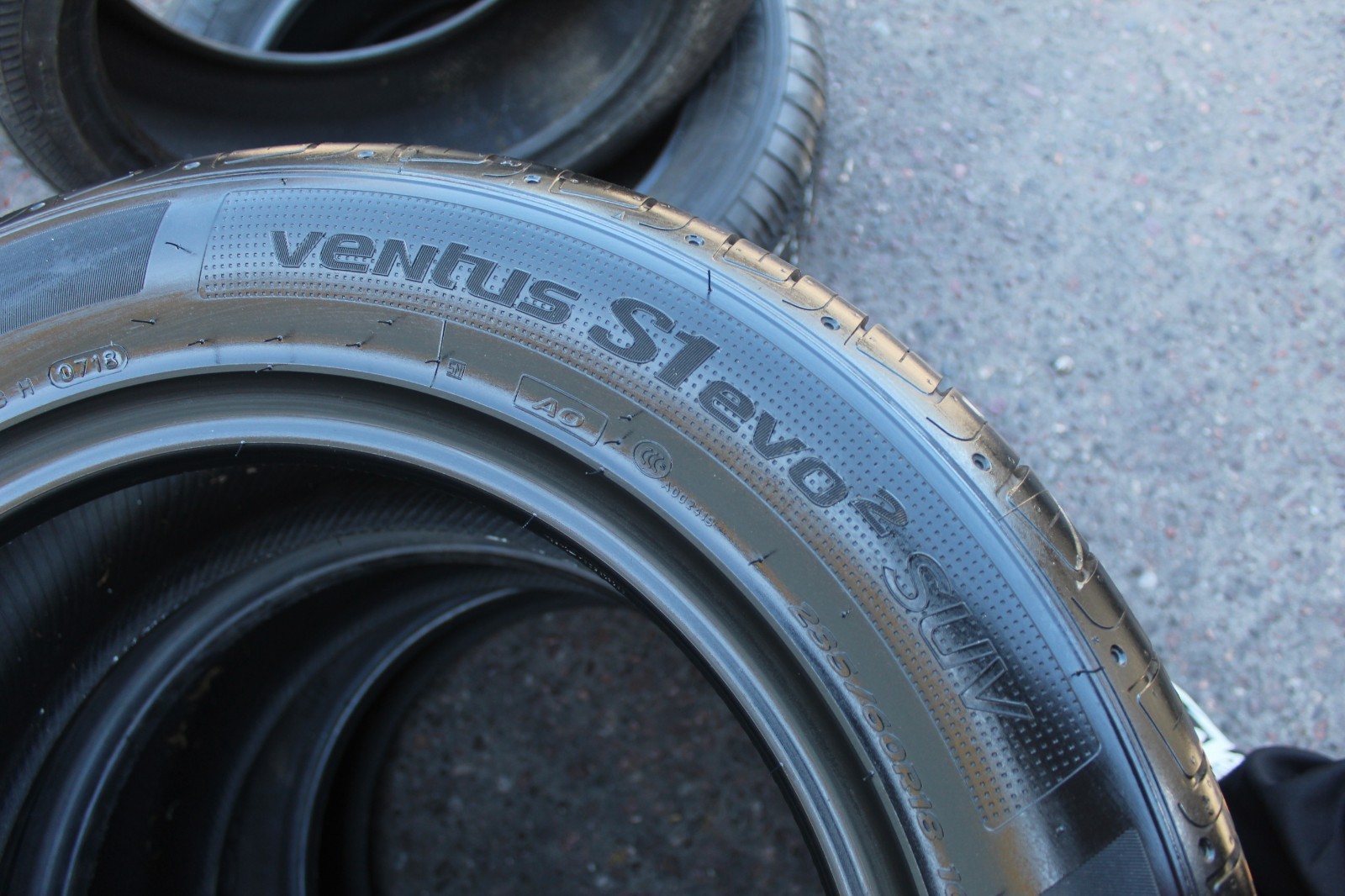 New 235 60 18 Hankook, Ventus S1 Evo 2 SUV, AO, 103W, x1 Tyre (F1_tyres) L3969