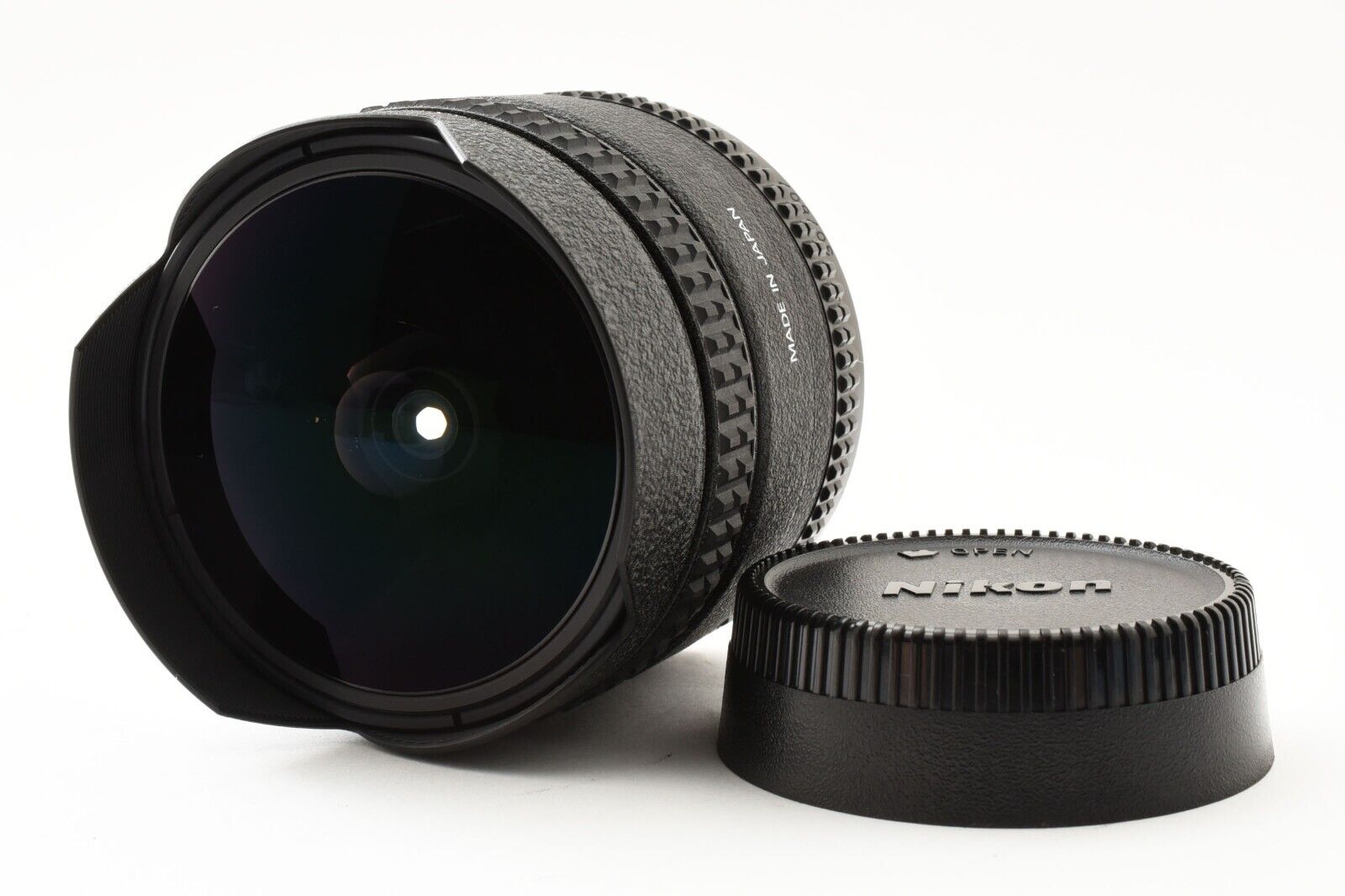 Near Mint】Nikon AF 16mm f/2.8D Fisheye Lens from Japan | eBay Near Mint】Nikon AF 16mm f/2.8D Fisheye Lens from Japan | eBay