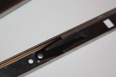 OEM 4U Rack Rail & Screws Kit Repon 25.5