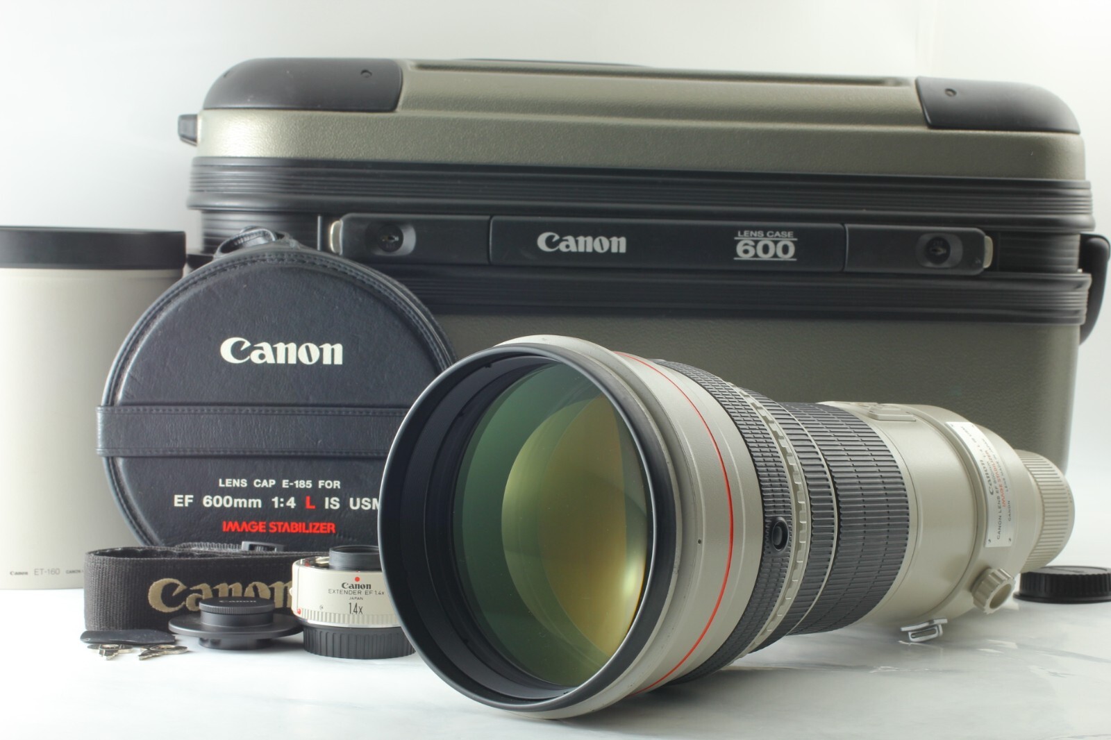 CANON EF 600mm F4L IS USMおまけで EXTENDER E MINT in TRUNK / Extender 1.4x 840mm】 Canon EF 600mm F4 L IS