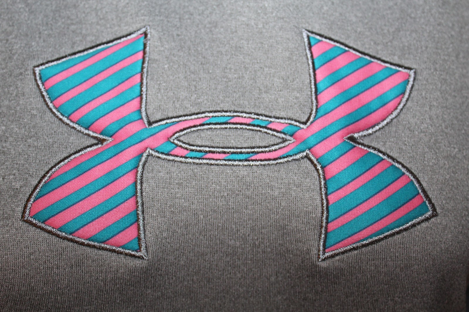 Girls UNDER ARMOUR STORM Hoodie Youth YXL Gray & Pink Loose Fit Pullover EUC