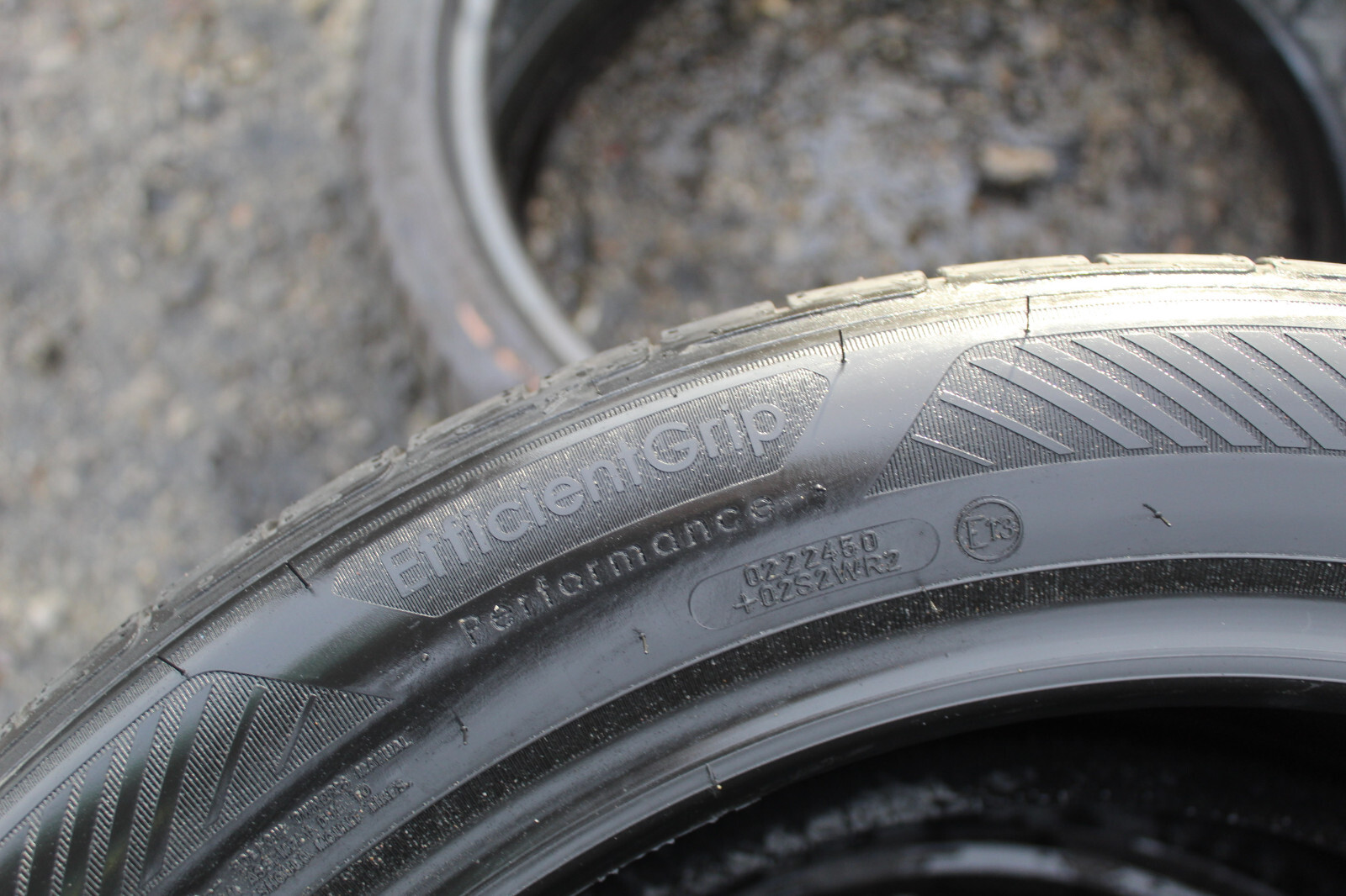 New 215 50 19 Goodyear, Efficient Grip P, 93T, x2 A Pair (F1_tyres) L1798