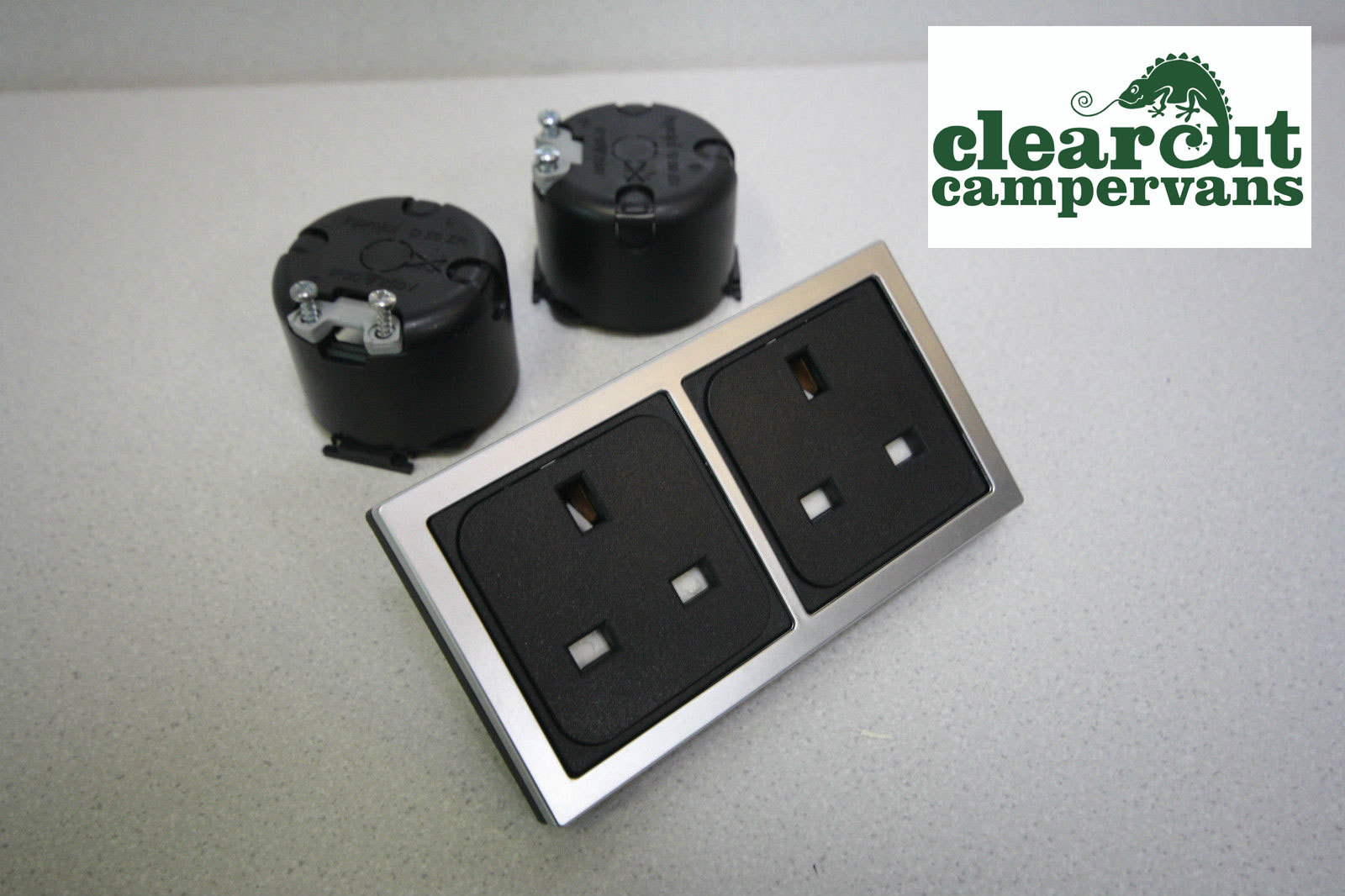 Campervan/ Caravan/Motorhome Double 240v Sockets, Mains Hook Up 3 pin