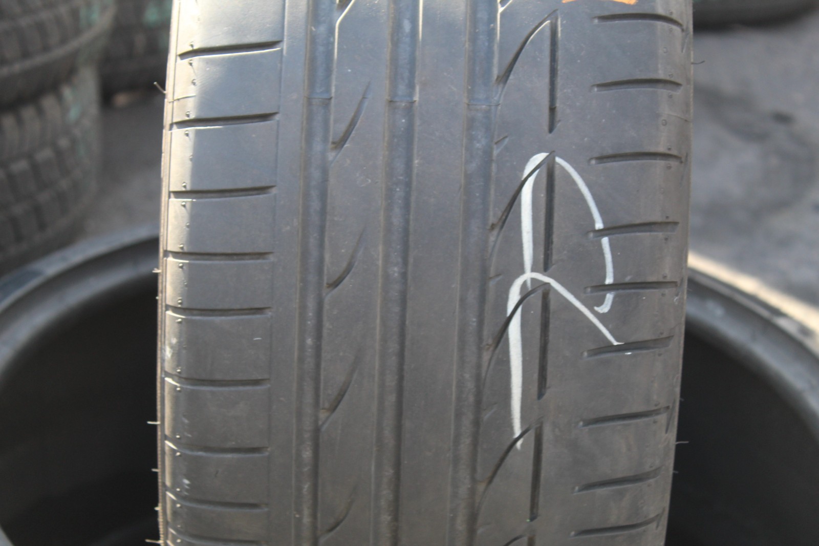 245 35 18 Bridgestone, RunFlat, 88Y, x1 Single Tyre 6.3mm (F1_tyres) L3809