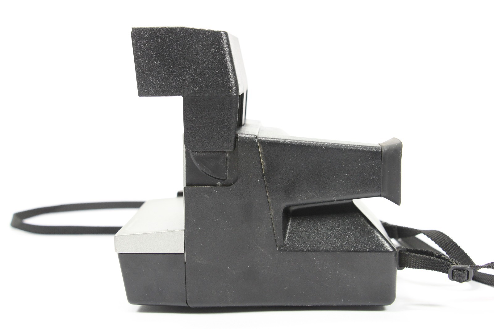 Vnt POLAROID SUN 600 LMS Land Camera Black Strap Eye Cup Clean USA Tested Works