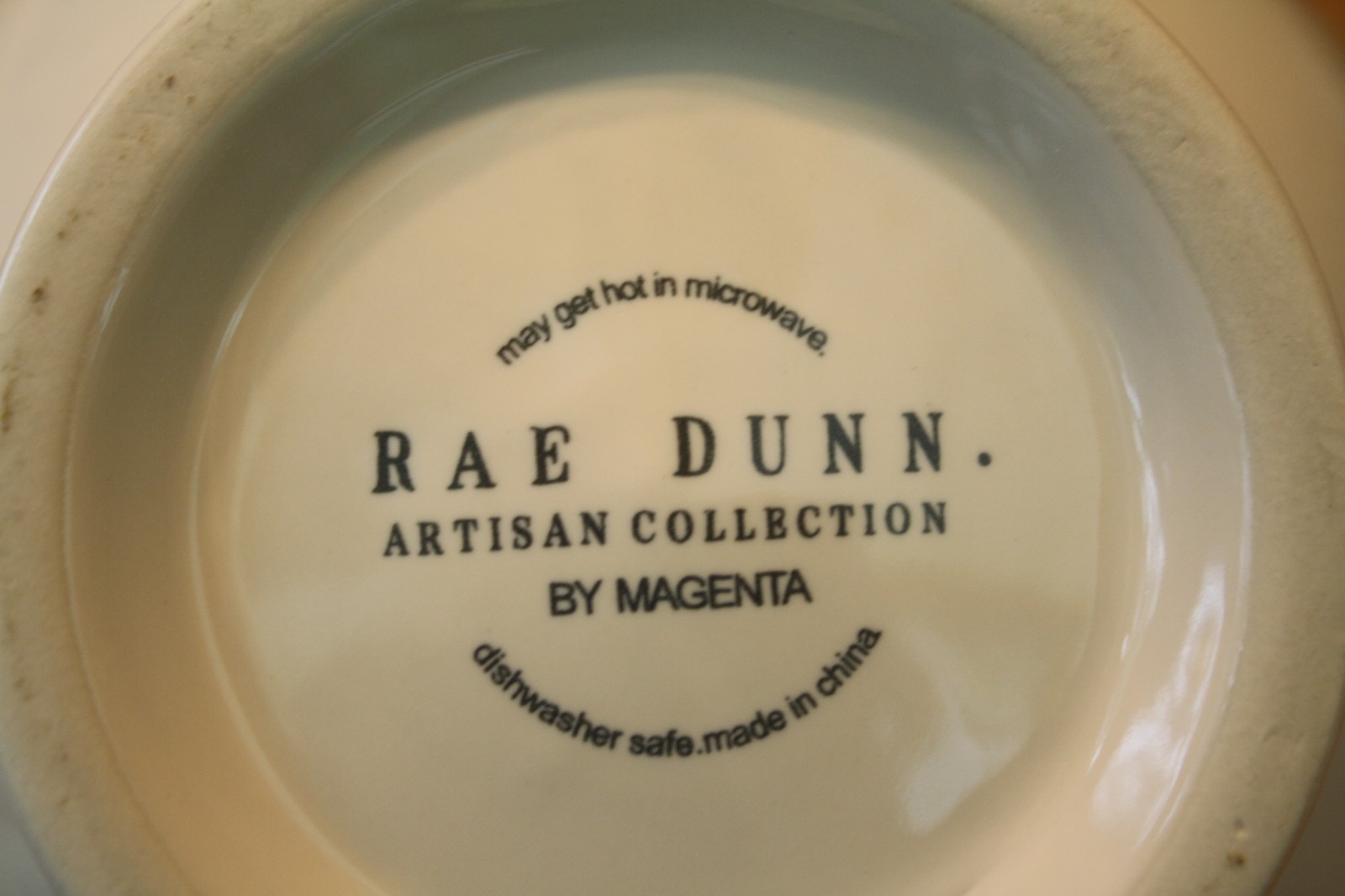 WONDERFUL NEW RAE DUNN MAGENTA ICE CREAM BOWL MUG CEREAL CHRISTMAS GIFT