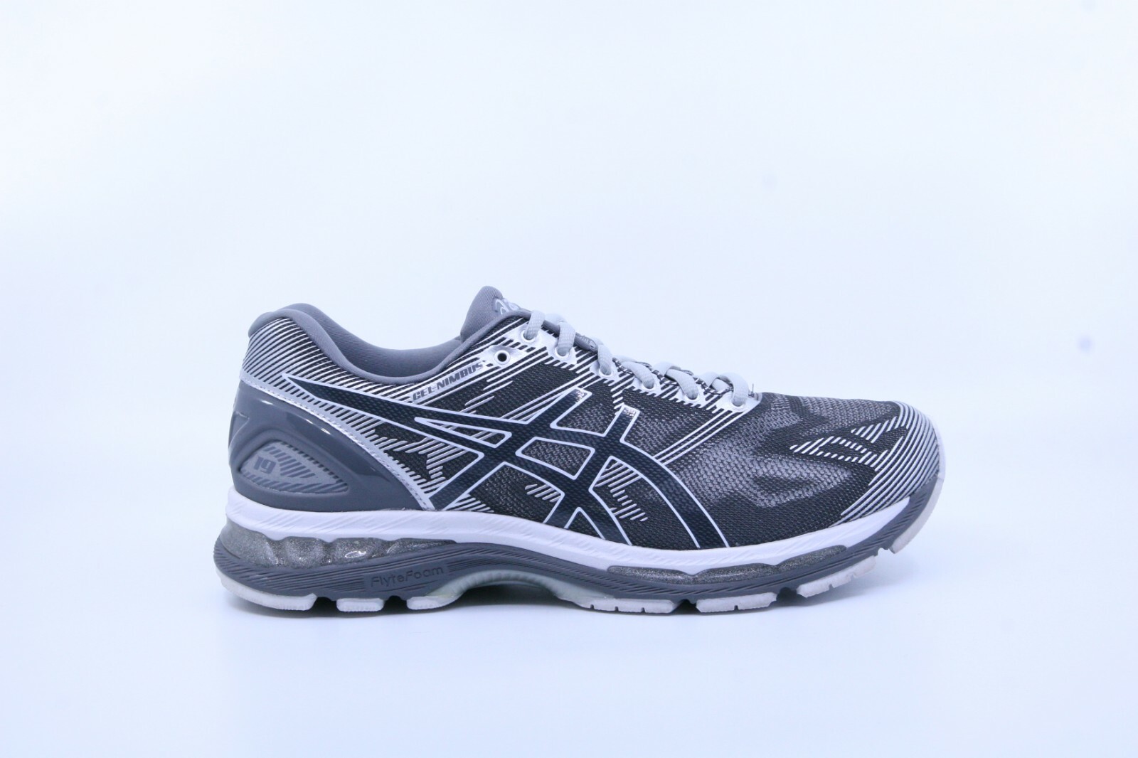 asics gel nimbus 42.5