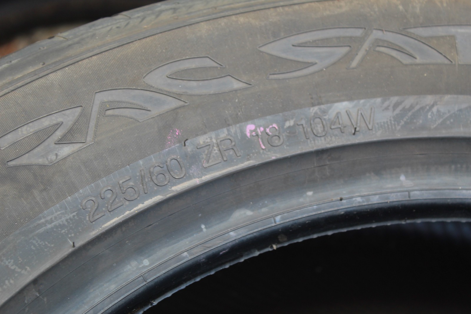 New 225 60 18 Vredestein, Ultra Satin, XL, 104W, x1 Tyre (F1_tyres) X71