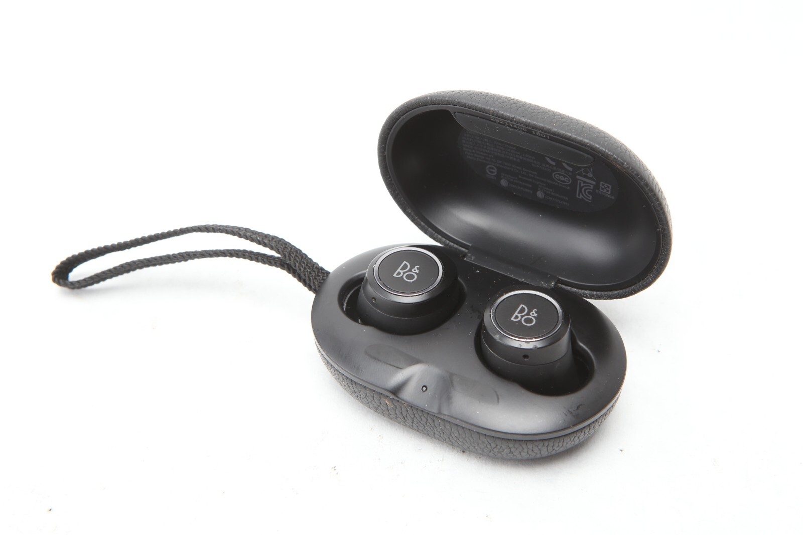 Beoplay E8 Black(ブラック)