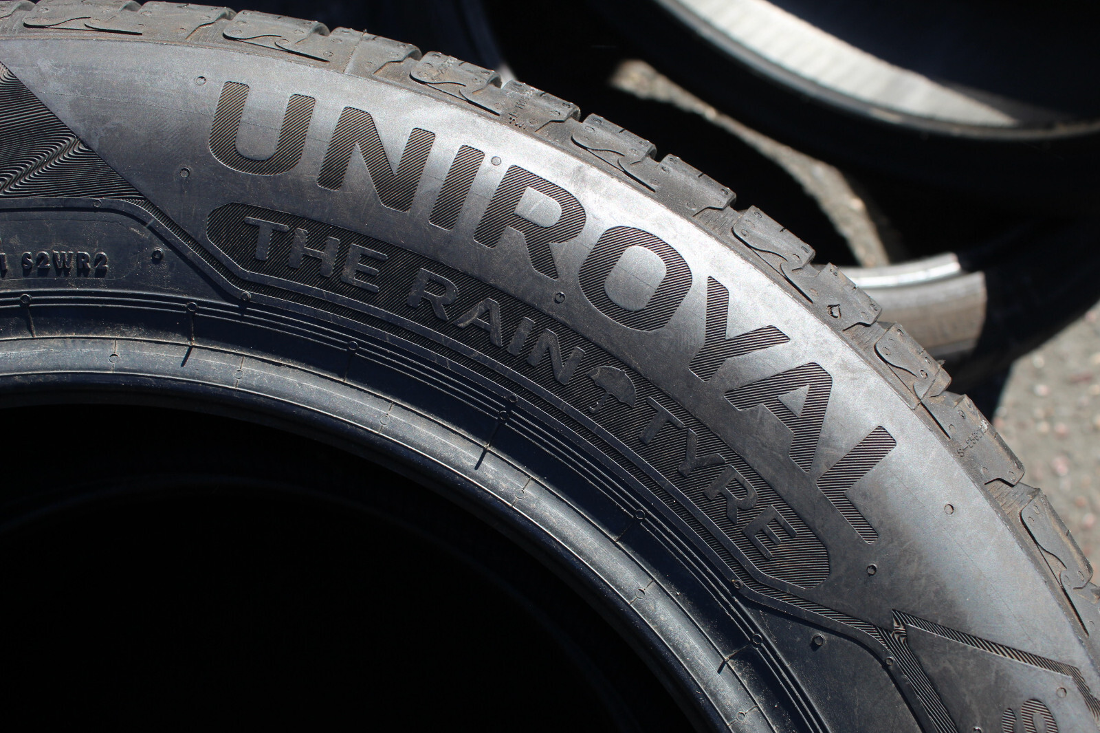 New 215 55 16 Uniroyal, Rain Sport 5, 93V, x2 A Pair (F1_tyres) L3379