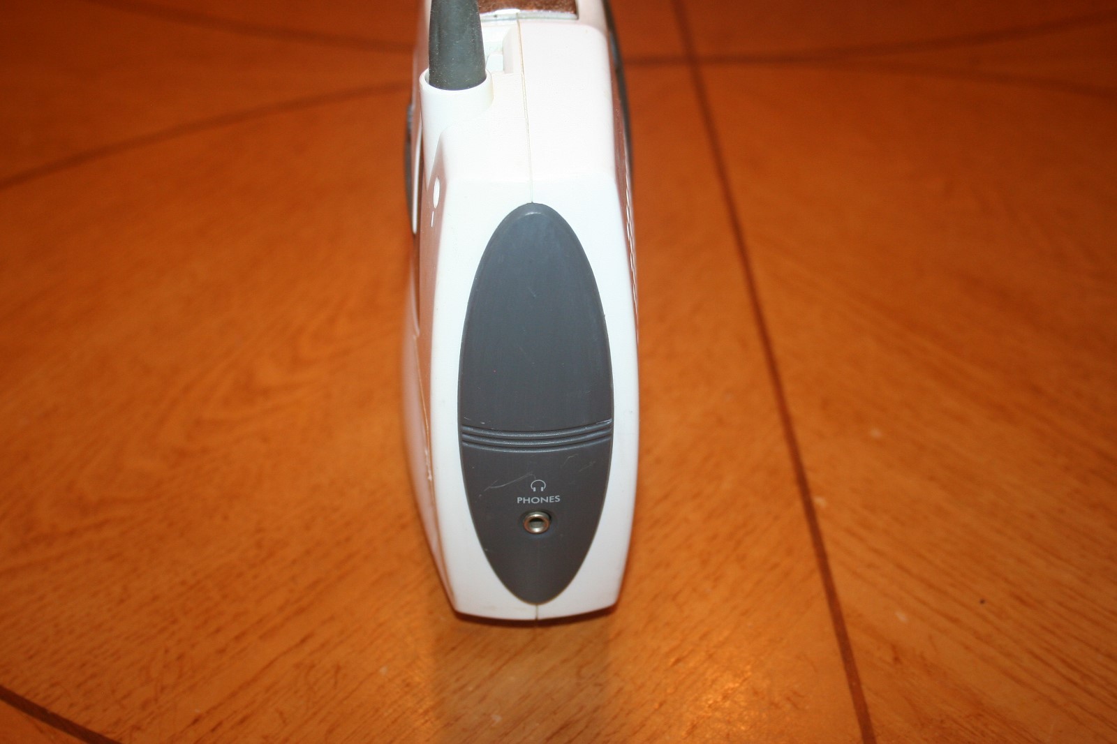 Emerson Instant Weather Band Radio w/ TV Sound (Model No. RP6248)