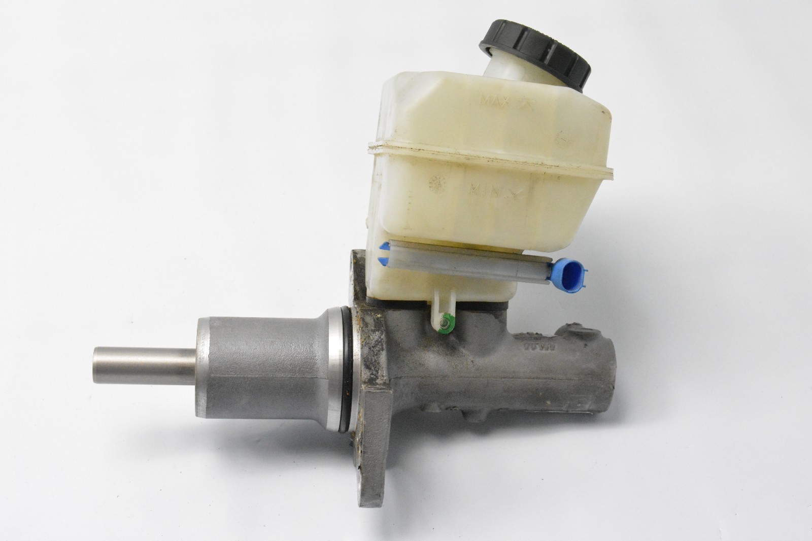 Mel（2/6 3:00まで） MERCEDES BENZ SPRINTER W906 2006 2013 2.2 CDI BRAKE MASTER