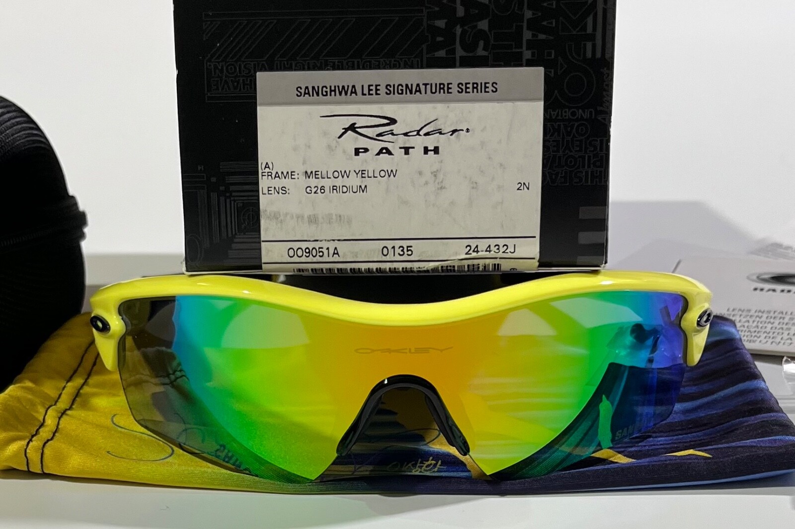 OAKLEY RADAR PATH SANGHWA LEE G26 LENSES MELLOW YELLOW ASIAN