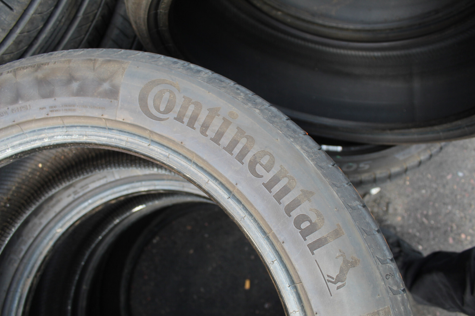 225 55 19 Continental, Premium Contact 6, 99V, x2 A Pair 5.0mm (F1_tyres) L2674