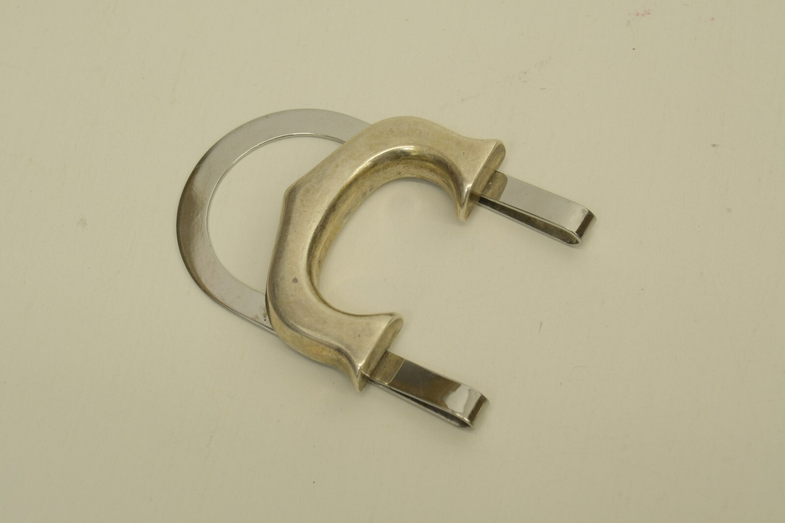 Cartier Money Clip Line with Signature Logo Design in Spain