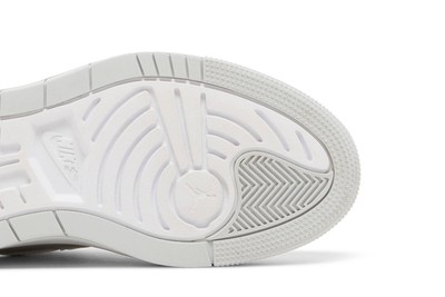 Pre-owned Jordan Air  Wmns Air  1 Elevate Low Se 'tear Away - White' Dx6069-101 In White/metallic Silver/white