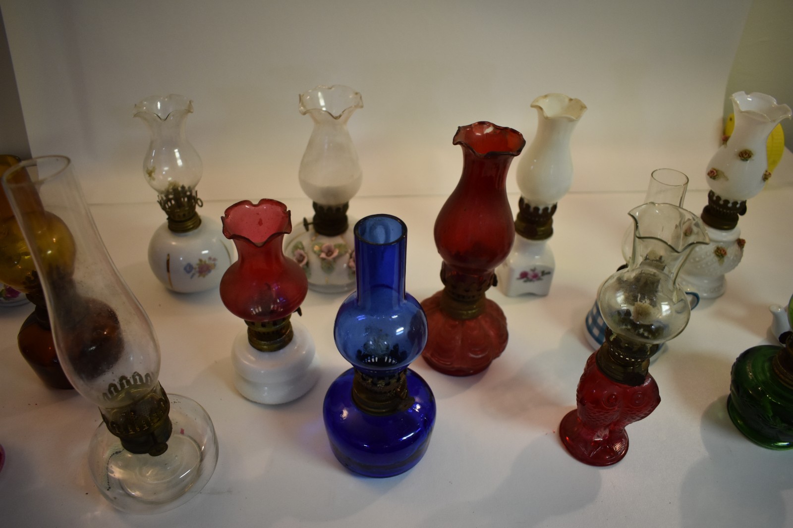 Huge Lot Of 15 Vintage Antique Milk / Glass Miniature Oil Lamps Colored Clear US