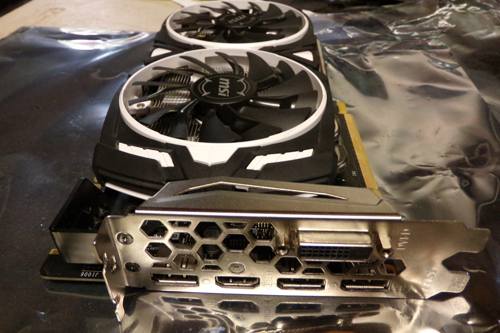 MSI GTX 1070 ARMOR OC 8GB