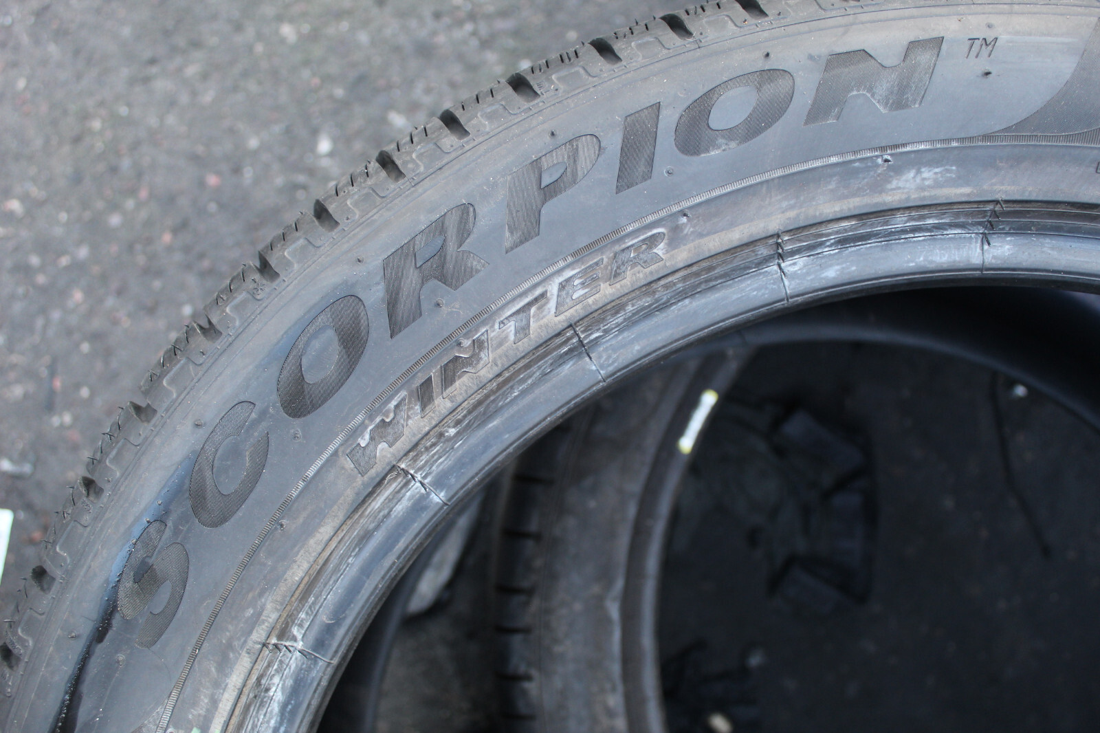 315 40 21 Pirelli, Winter, M+S, XL, MO1, 115V, x2 A Pair 6.0mm (F1_tyres) L3148