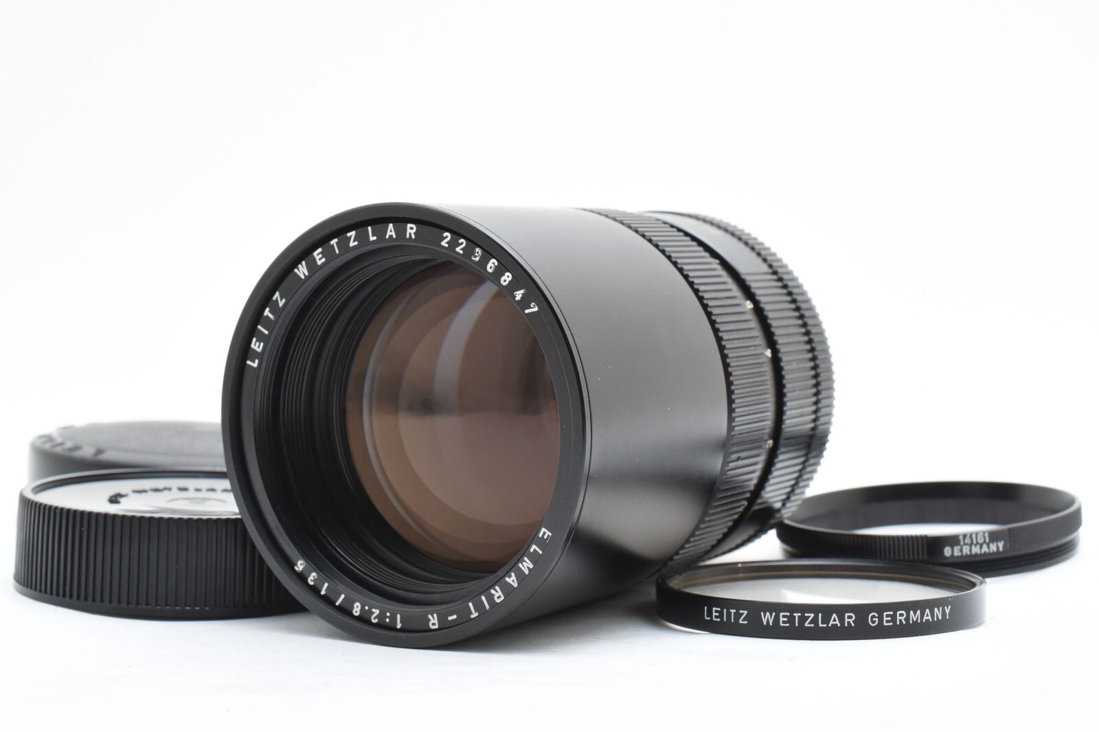 ライカLEICA ELMARIT-R 135mm 2.8 エルマリート Elmarit-R 135mm f2.8 1st | ライカカタログ | アトリエライカ