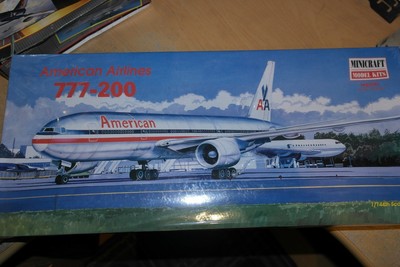 MINICRAFT 1:144 BOEING 777-200 AMERICAN AIRLINES 14472