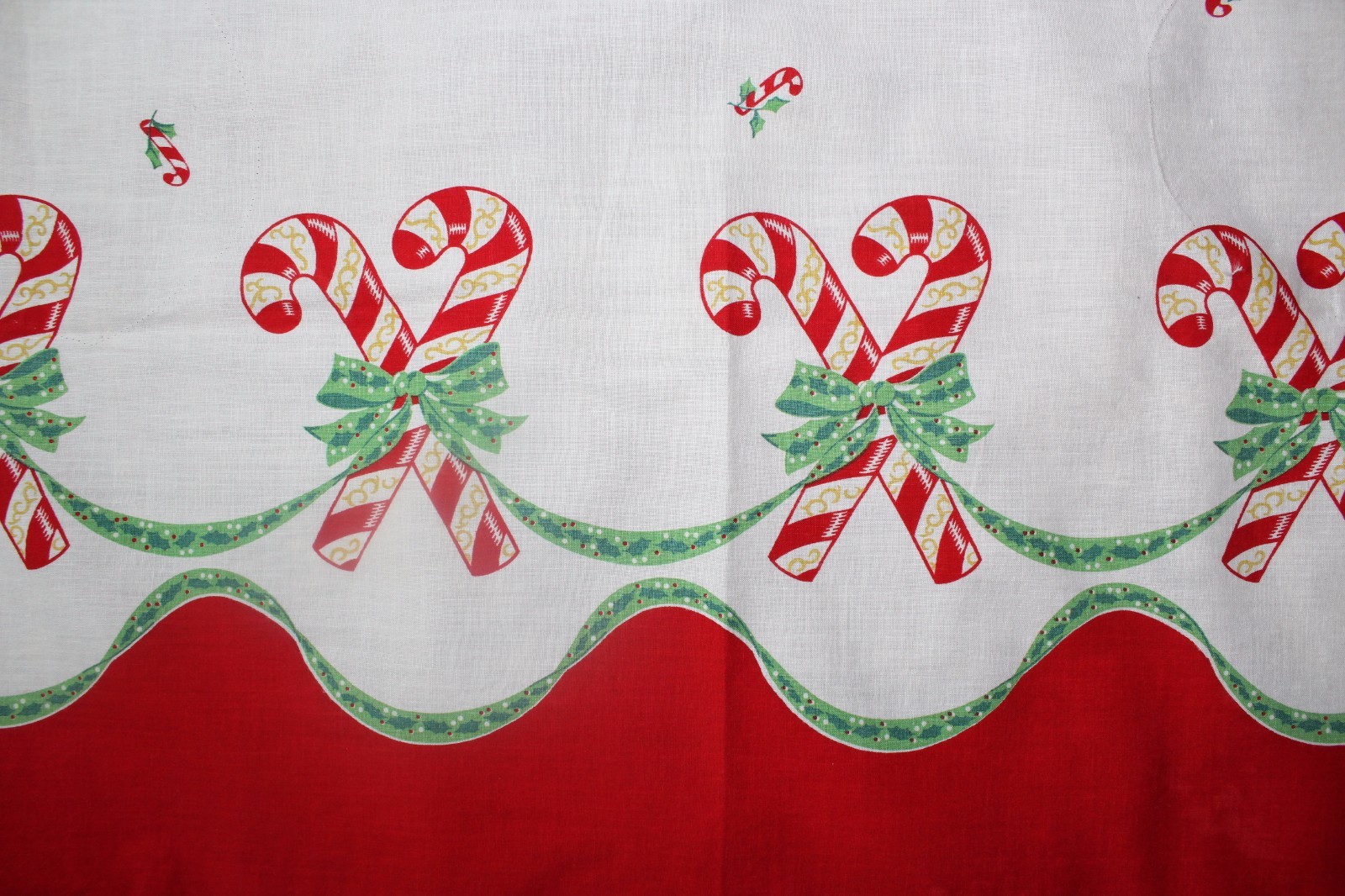 Vintage Christmas Border Design Cotton Fabric-Candy Canes-Bows L16