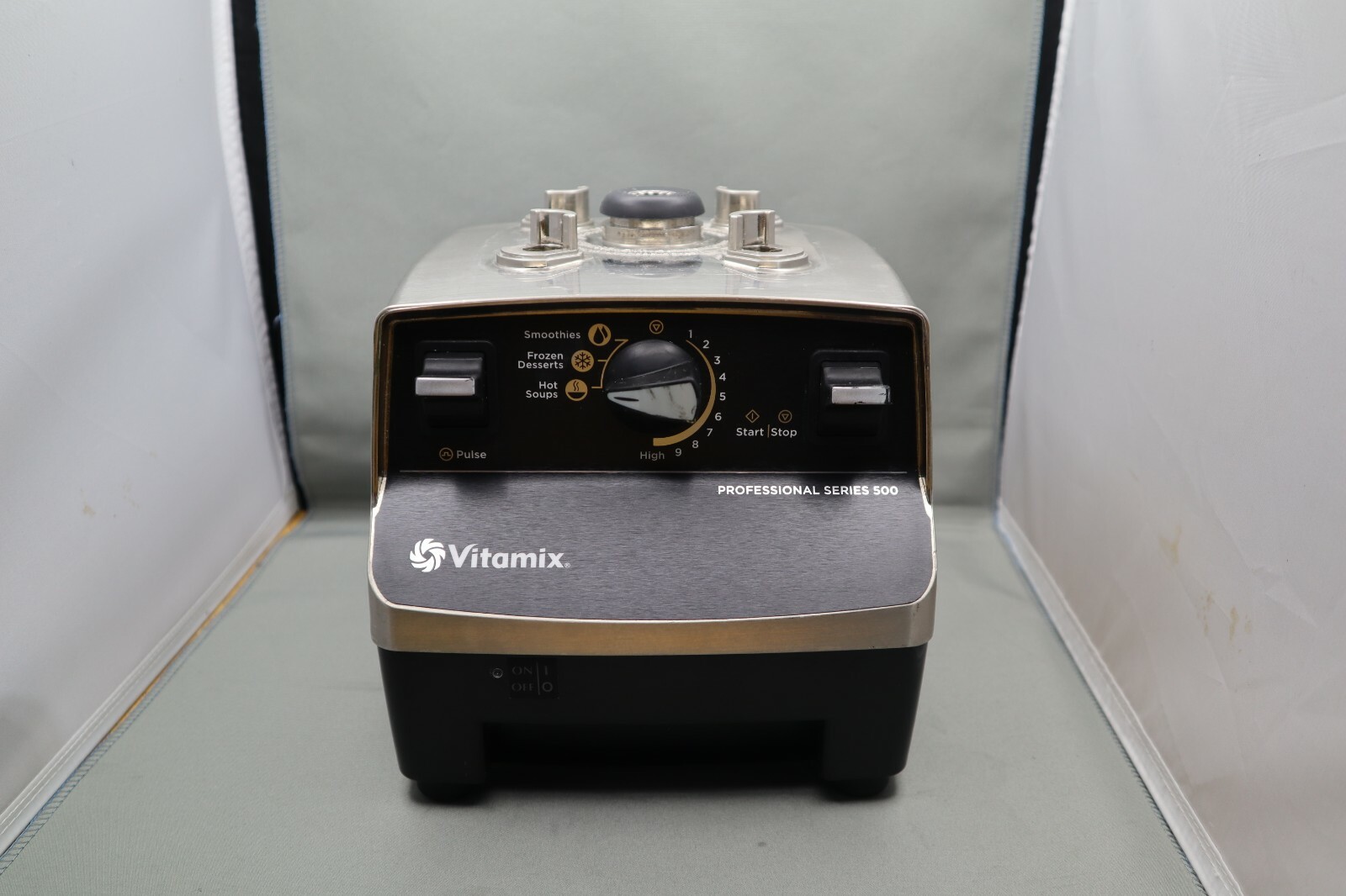 VITAMIX PROFESSIONAL SERIES 500 (VM0102B) PLATINUM COLOR **BASE ONLY