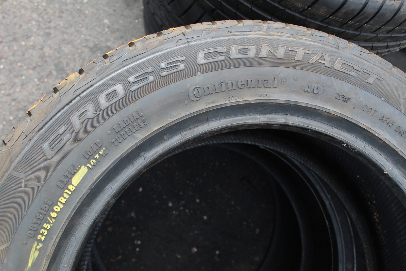 New 235 60 18 Continental, Cross Contact, AO, 107W, x1 Tyre (F1_tyres) L3703