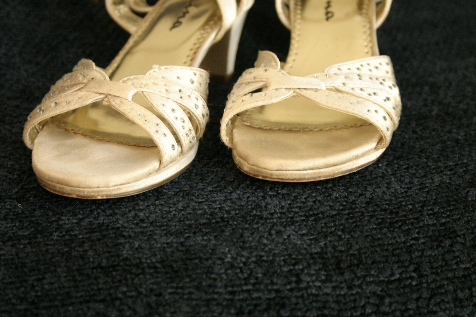 Nina Girls' Sandals | Pre-owned | FREE SHIP