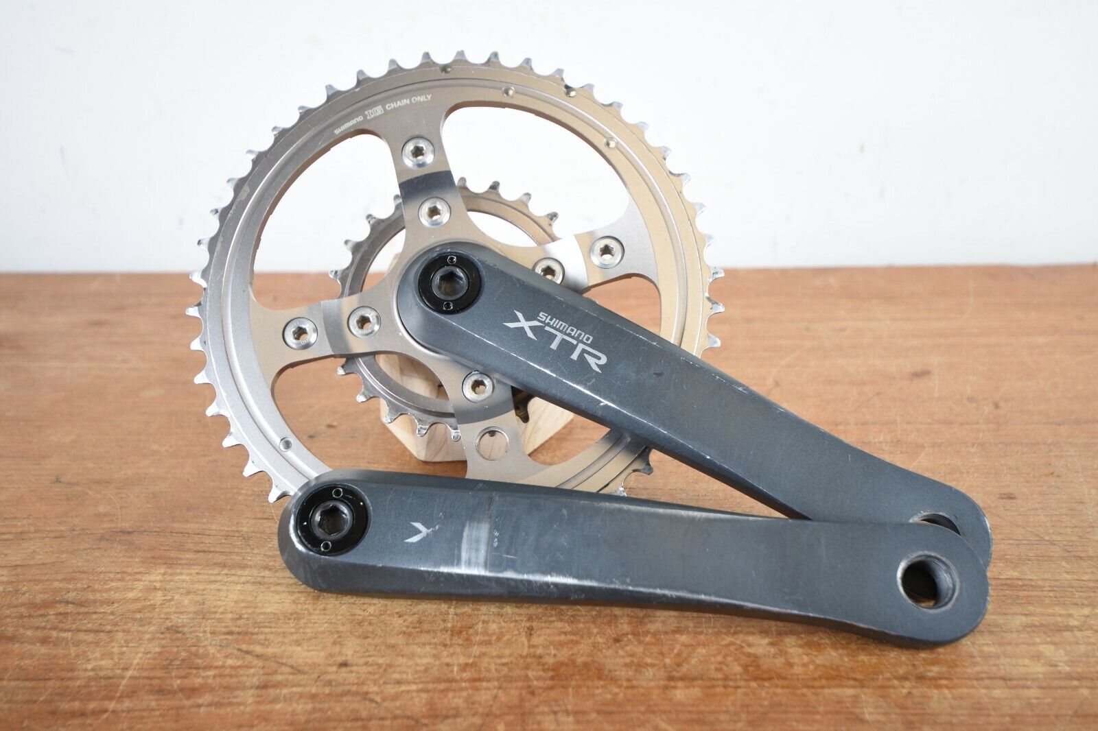 shimano FC-M951 XTRクランクセット 中古 ワッシャー1つ欠品 shimano FC-M951 XTRクランクセット 中古 ワッシャー1つ欠品