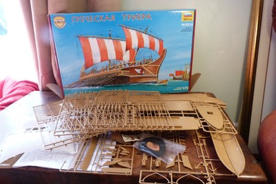 Zvezda 1/72 Greek Triera 8514