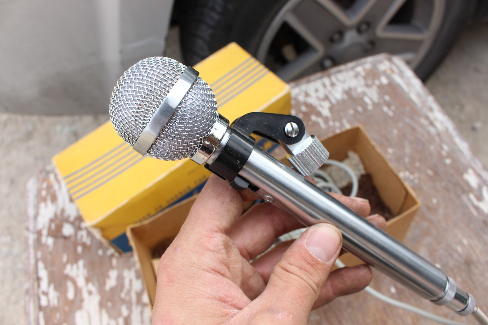 Vintage TURNER Chrome Microphone Model Crystal 80X 7 Foot Cord USA Music Record