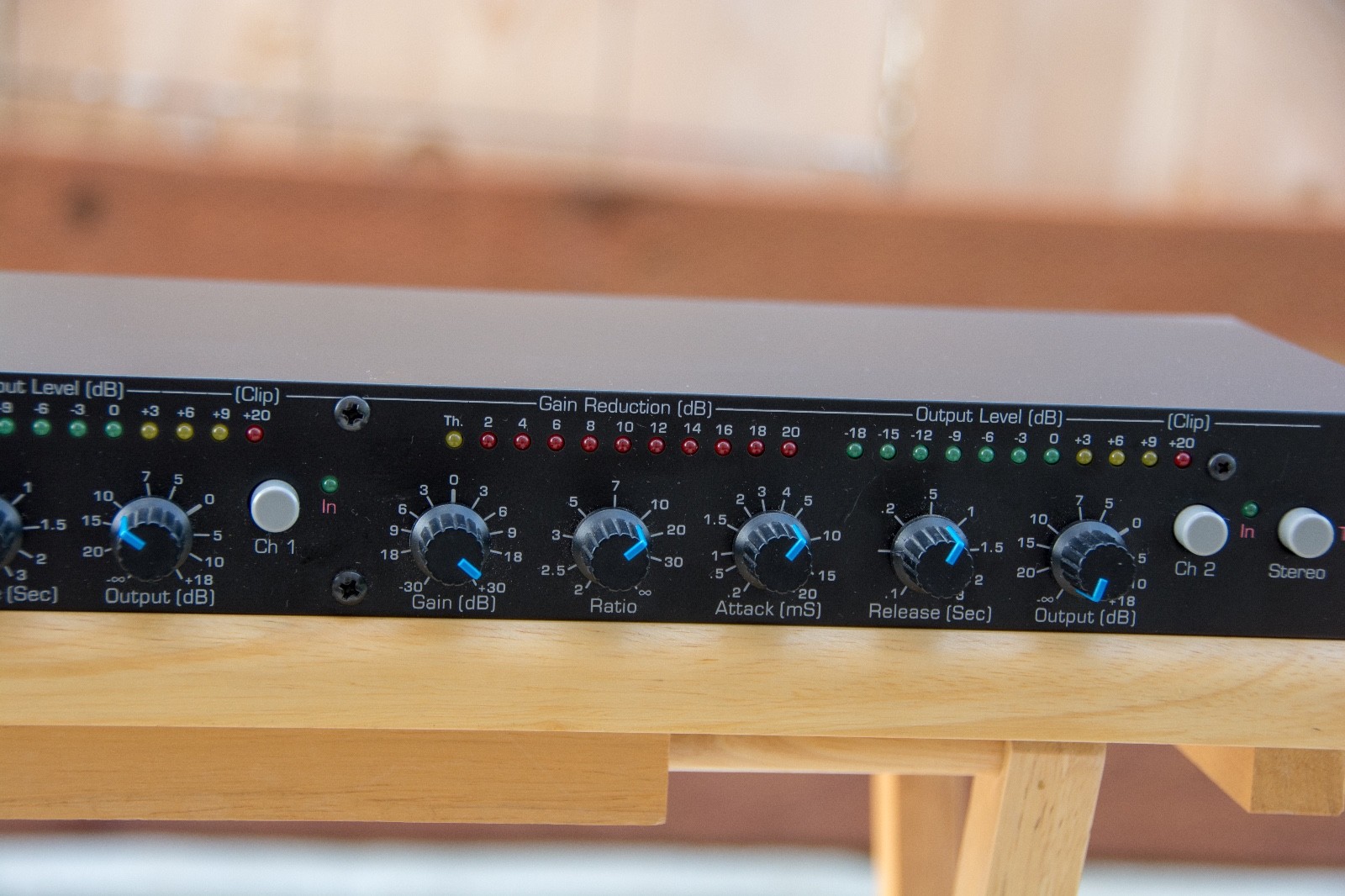 Ashly CL52e Dual Channel Compressor