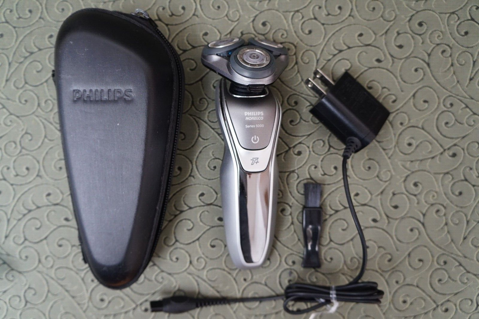 Series 5000 S5940 Wet Dry Charger Brush