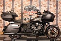 2020 INDIAN CHALLENGER DARK HORSE - 4,726 MILES - TOP BOX - FRONT/REAR GUARDS
