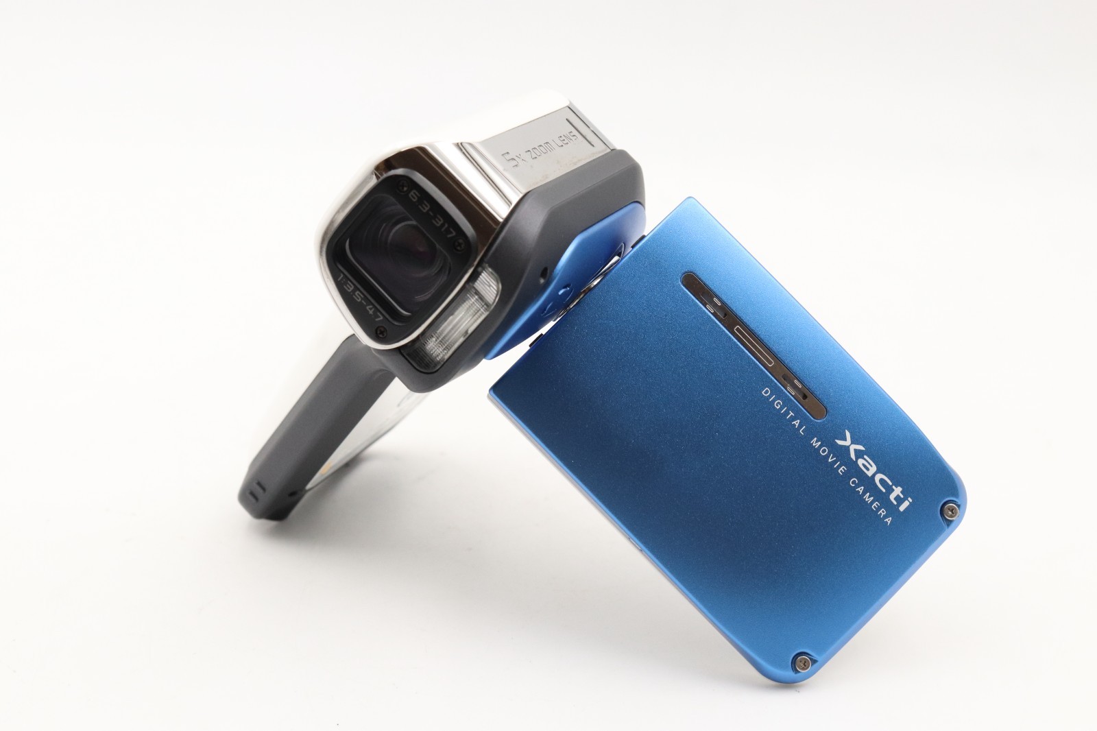 MINT ] SANYO Xacti DMX-CA8 Blue Digital Camera JAPAN #14722