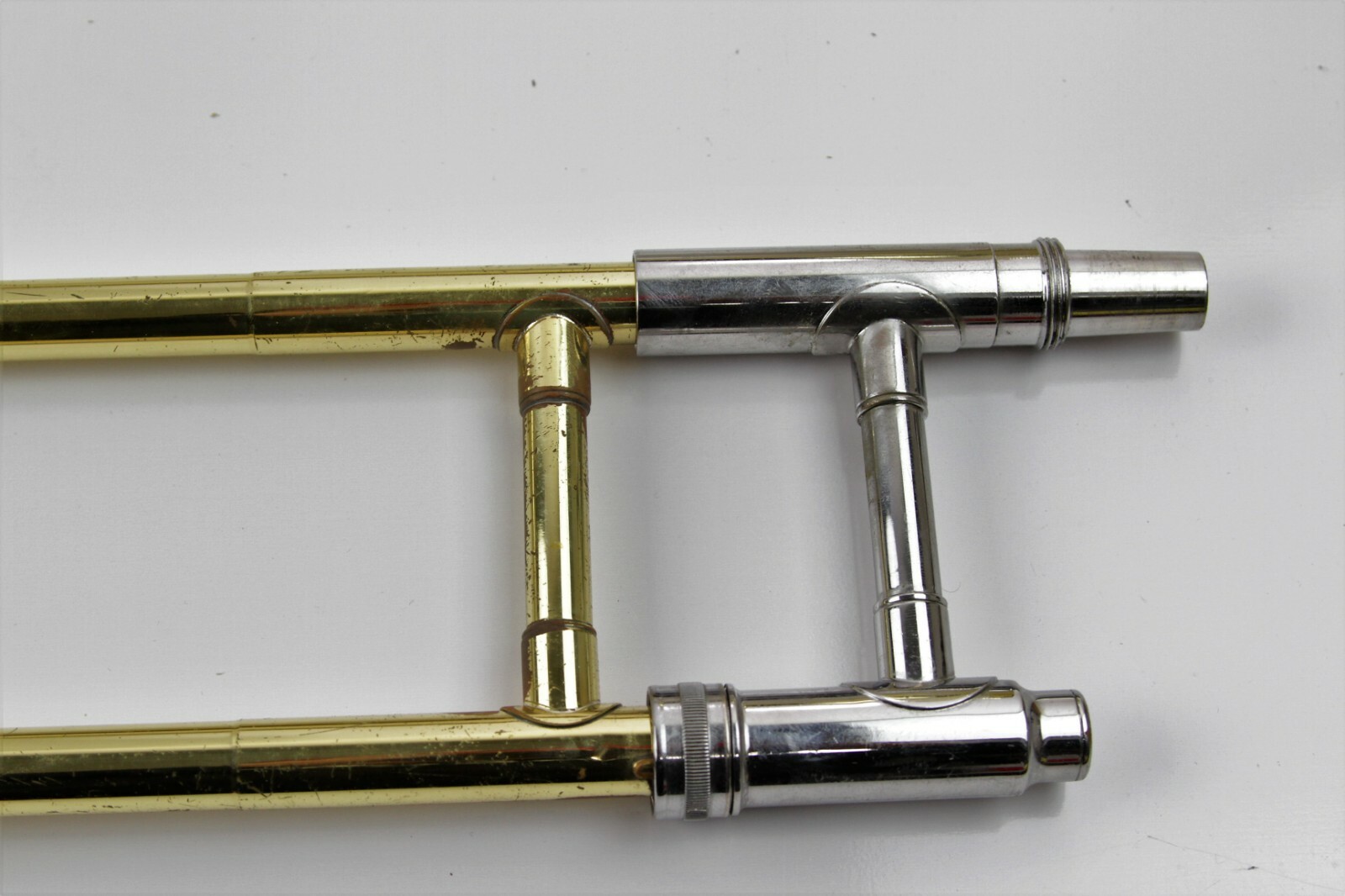 BACH LIBERTY TROMBONE W/HARD CASE & JUPITER 12C MOUTHPIECE