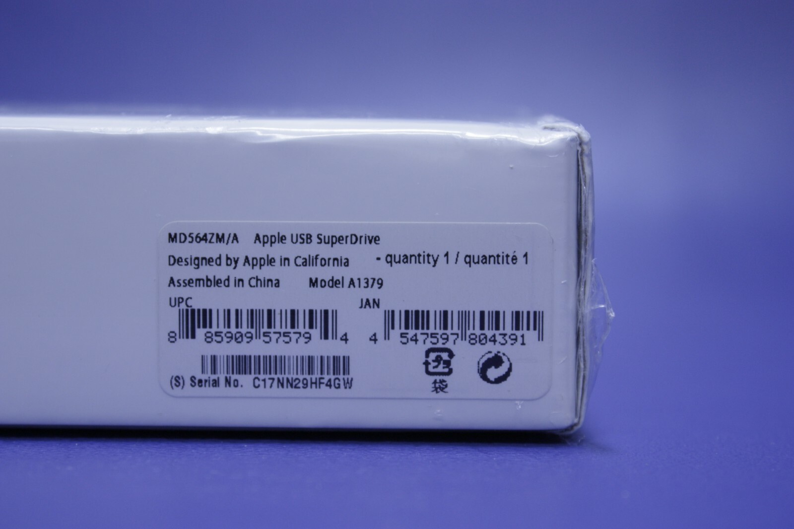 APPLE USB SuperDrive External Drive Model  A1379  MD564ZM/A New