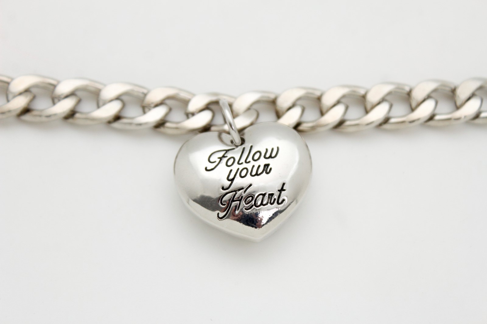 Follow chain. Follow chain. цепочка иконка. Iconfinder иконки. брелок следуй за мной.