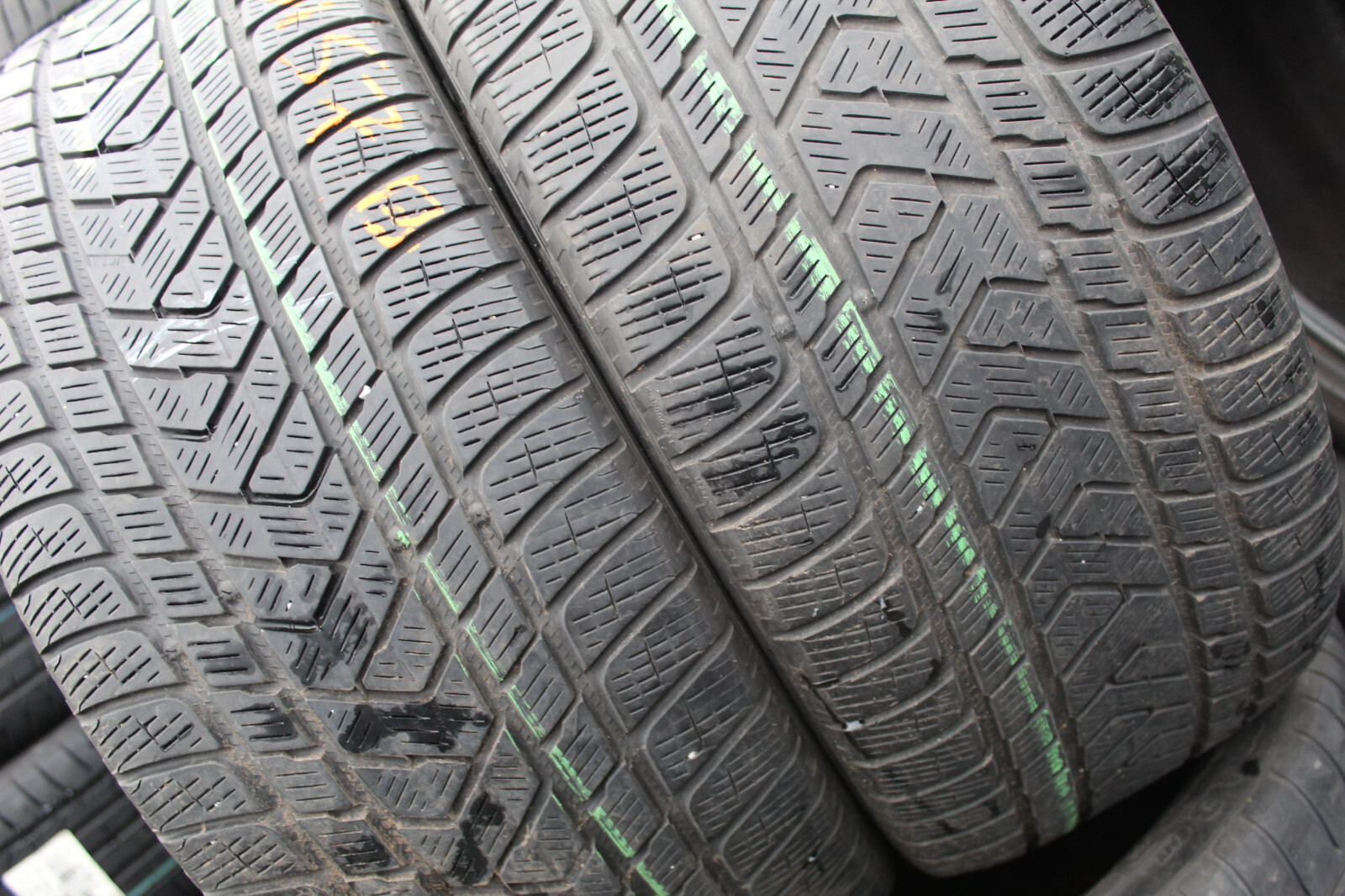 275 40 22 Pirelli, Winter, M+S, 108V, x2 A Pair 4.8mm (F1_tyres) FO L3157